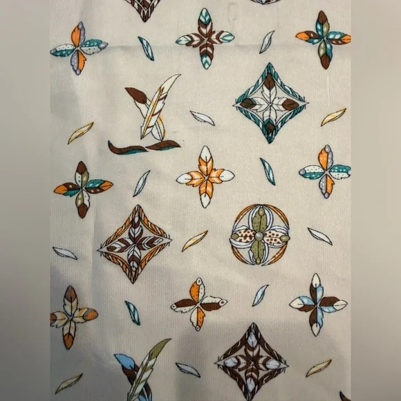 VINTAGE | Classic, square scarf - Picture 3 of 14